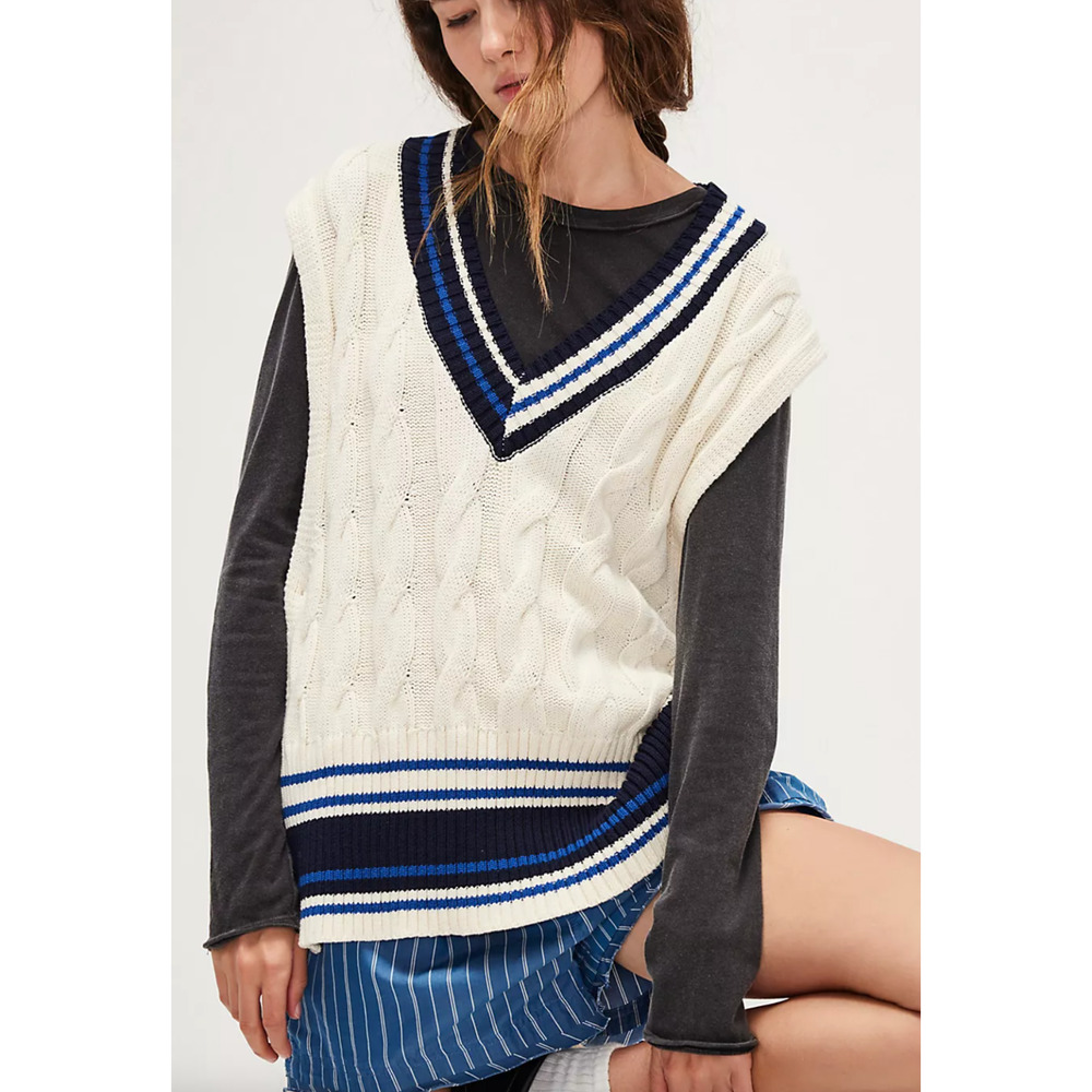 FREE PEOPLE IVORY COASTAL PREP PONCHO CABLE KNIT PONCHO SWEATER VEST ONE SIZE